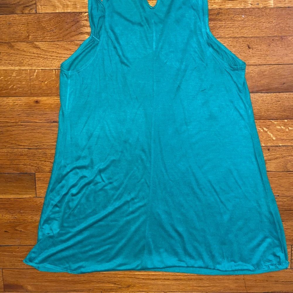 GAP Green Racerback Tank Top - Picture 3 of 4